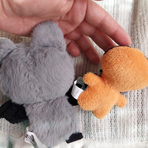 Super Cute Bundle of Pet Halloween Toys - Picture 2 of 4